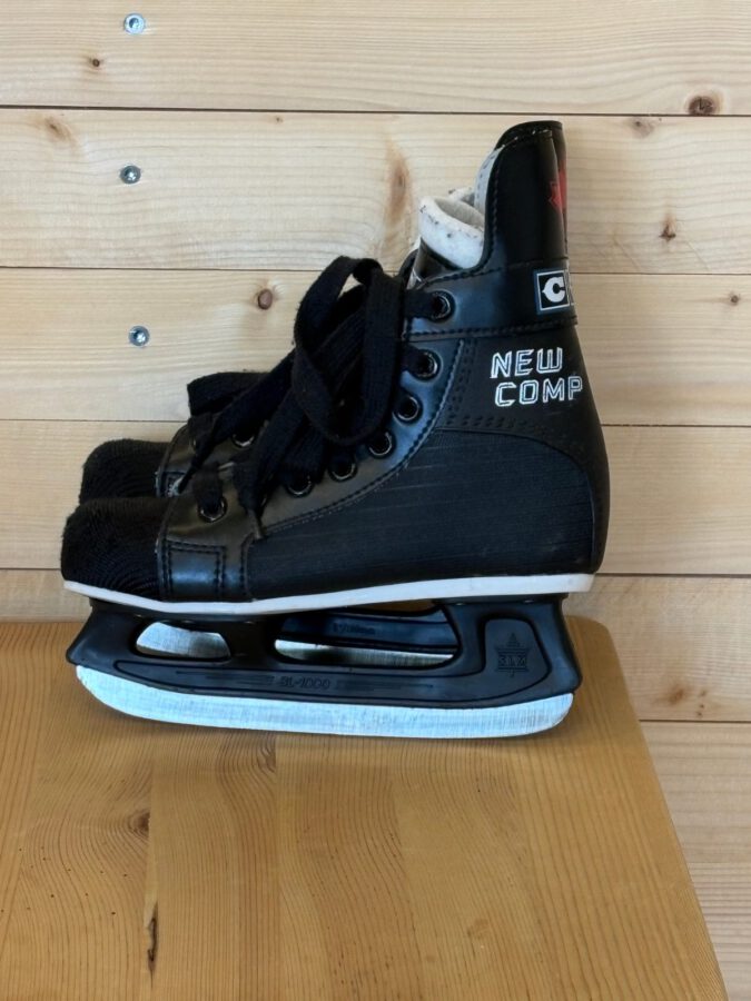Skridskor CCM Stl 32