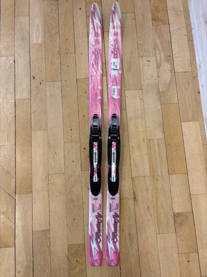 Längdskidor NYA! Madshus 110cm Rottefella
