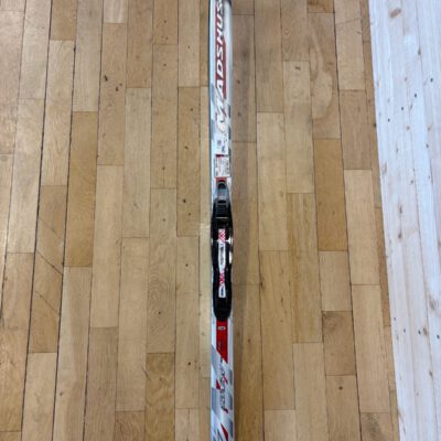 Längdskidor NYA! Madshus 128cm Rottefella