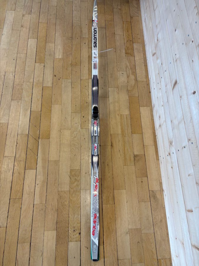 Längdskidor NYA! Salomon 180cm Rottefella