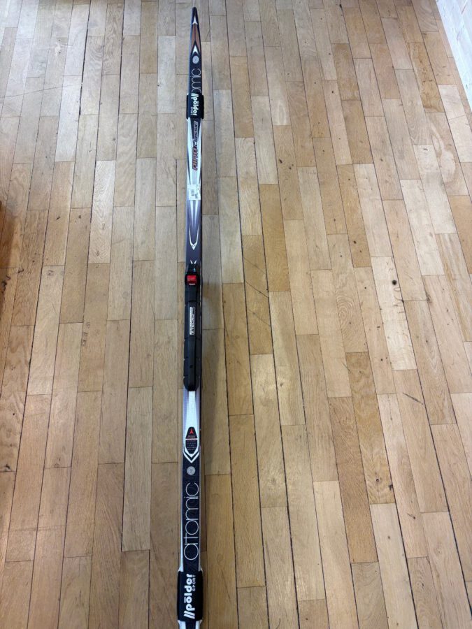 Längdskidor Atomic 196cm SNS