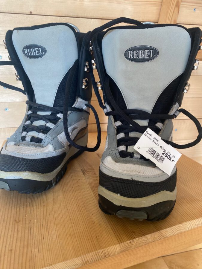 Snowb boost bRebel Stl 37