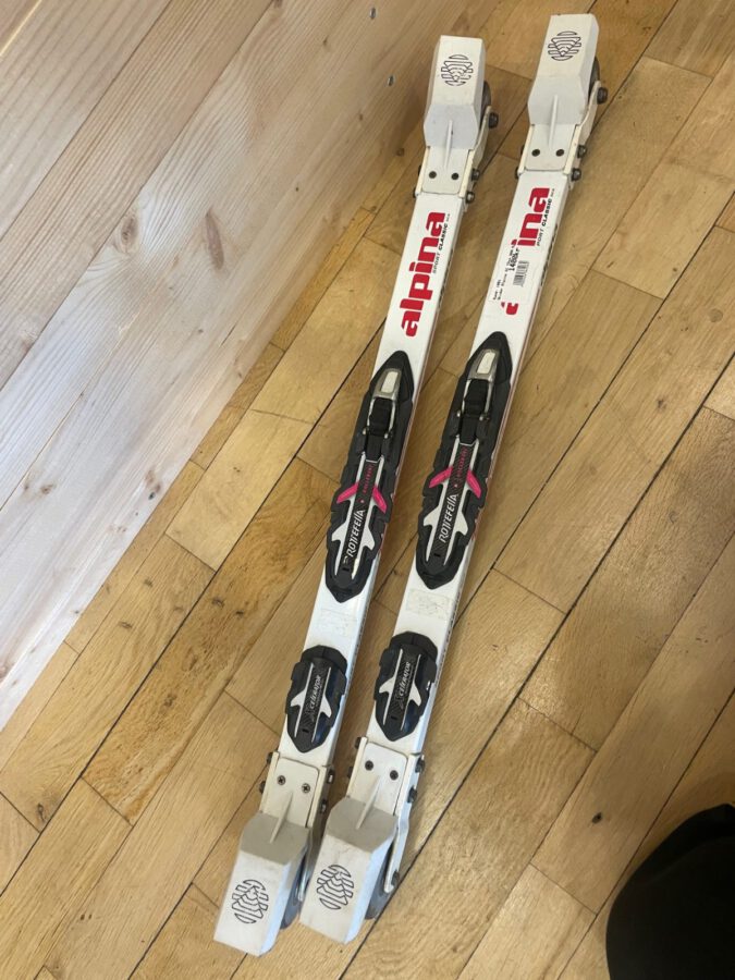 Rullskidor Alpina SC 72cm NNN R.