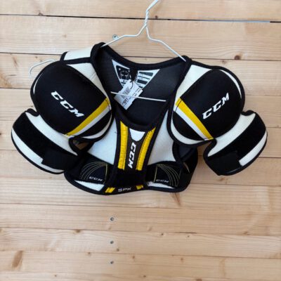 Axelskydd CCM SPK Stl Yth L